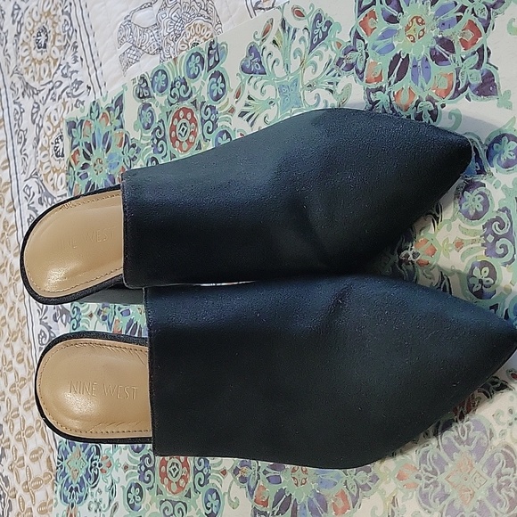 Chic Nine West Renny Hunter Green Suede Women's Mules, Size 9.5M - Picture 2 of 4